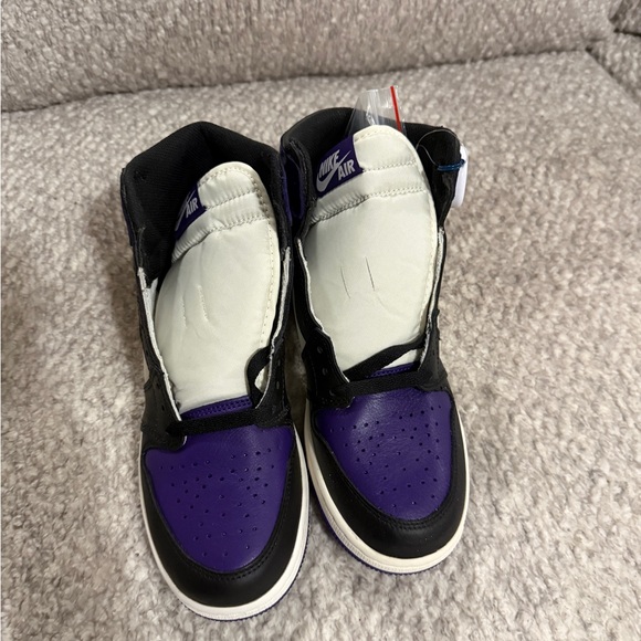 Nike Air Jordan 1 Retro OG Court Purple High-Top Sneakers 6.5Y